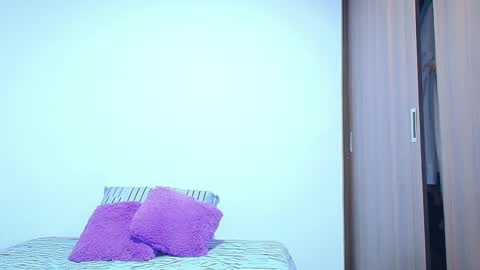 Snapshot of isabellaa_smith03 chatting on 06-03-26, 11:02 isabellaa_smith03 online show from 06-03-26, 11:02