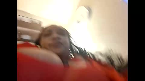 Snapshot of isabellacloverlove chatting on 10-16-25, 11:44 Isabella online show from 10-16-25, 11:44