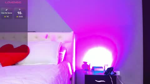 Instagram soybella01  online show from 06-18-26, 05:06