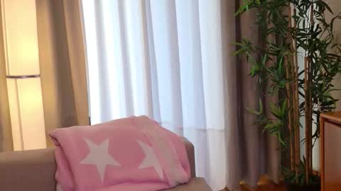 isabellauribe online show from 11-27-25, 03:36