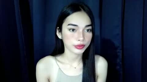 Isabelle online show from 10-07-25, 10:45