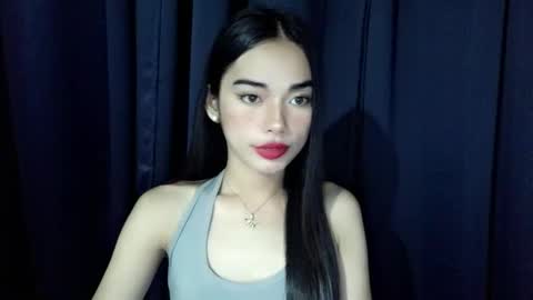 Isabelle online show from 10-20-25, 01:00