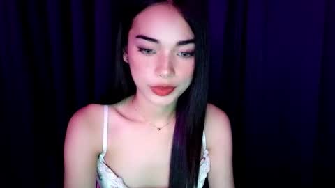 Isabelle online show from 11-21-25, 07:07