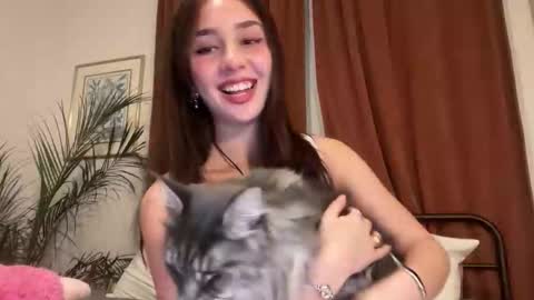 Snapshot of isabellelayla chatting on 01-08-26, 03:42 Isabelle online show from 01-08-26, 03:42