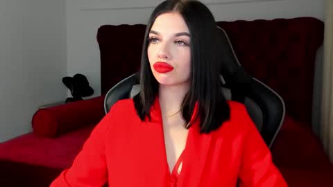 isabellevale online show from 10-16-25, 07:04