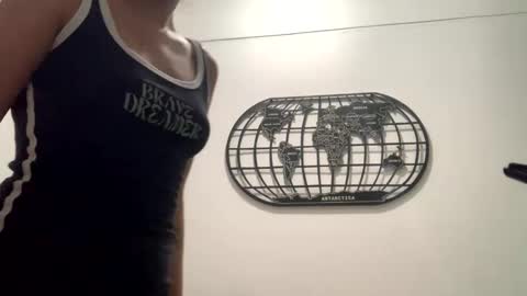 Isa online show from 12-19-24, 02:56