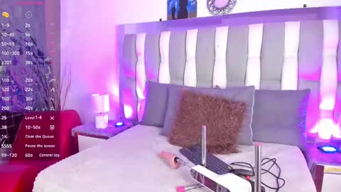 Isa online show from 11-07-25, 04:56