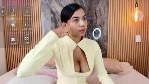 Snapshot of isadora_14 chatting on 10-11-25, 04:49 ISADORA online show from 10-11-25, 04:49