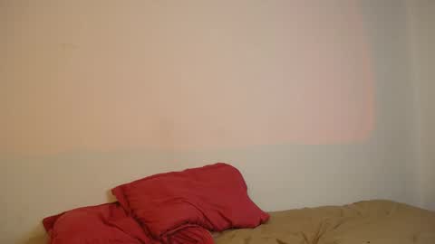  ISADORA  online show from 10-22-25, 03:40