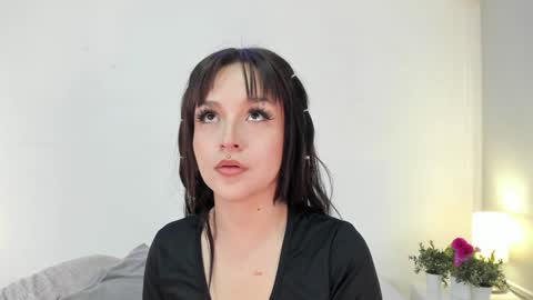 Snapshot of isameow chatting on 12-17-24, 10:22 isameow online show from 12-17-24, 10:22