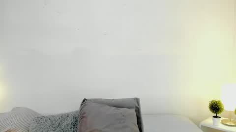 Snapshot of isameow chatting on 01-15-25, 12:09 isameow online show from 01-15-25, 12:09