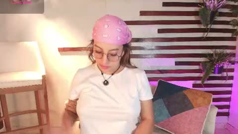Isa online show from 07-18-26, 12:42