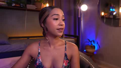 Isa Isabella online show from 10-25-25, 02:56