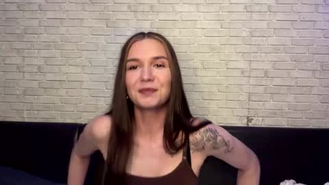 Snapshot of isarayner chatting on 05-30-26, 07:11 Vita online show from 05-30-26, 07:11