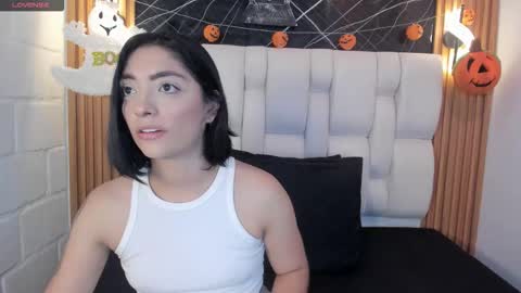 isabel  online show from 10-11-25, 10:08