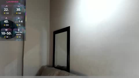 I S A  S AN D E R S  online show from 11-30-25, 07:29