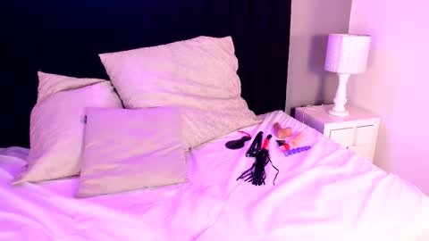 Snapshot of isaxcurves chatting on 03-24-26, 09:42 Isabela Isa for lovers online show from 03-24-26, 09:42