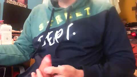 Snapshot of isazayh chatting on 12-02-25, 07:31 Isazayh online show from 12-02-25, 07:31