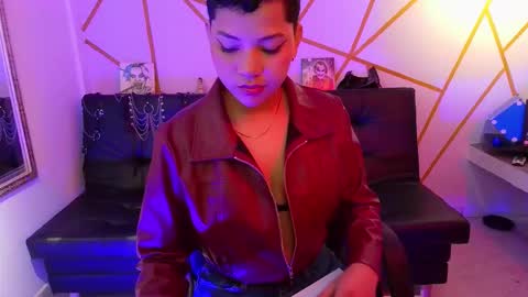 Snapshot of ise_lunny chatting on 09-29-25, 04:17 isabela online show from 09-29-25, 04:17