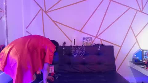 Snapshot of ise_lunny chatting on 10-21-25, 09:43 isabela online show from 10-21-25, 09:43