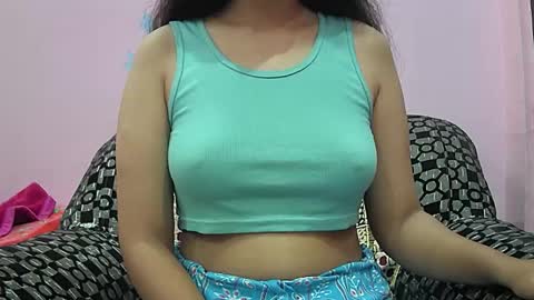 ishika_singh_ online show from 10-29-25, 01:52