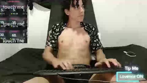 Snapshot of isidroglasc chatting on 09-11-25, 12:22 Isidro online show from 09-11-25, 12:22