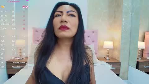 Isis Choi online show from 03-23-26, 07:18