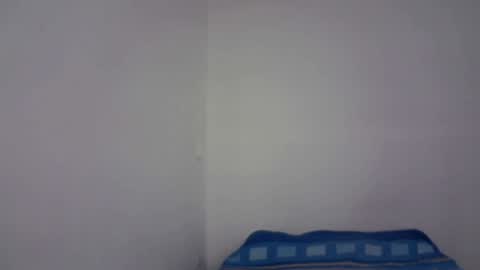 Snapshot of isis_pink chatting on 02-06-25, 03:09 Alaya online show from 02-06-25, 03:09