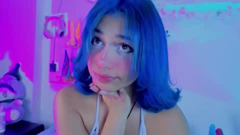 Snapshot of isisjones18 chatting on 01-08-26, 07:38 Isisjones18 online show from 01-08-26, 07:38