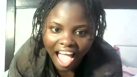 Snapshot of isla_booby chatting on 07-30-26, 06:01 isla_booby online show from 07-30-26, 06:01