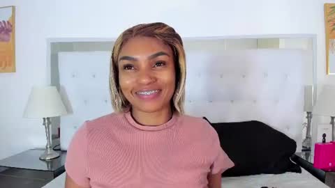 Snapshot of isla_scott chatting on 07-01-26, 11:34 Vanessa online show from 07-01-26, 11:34