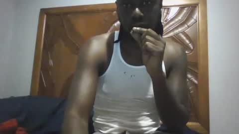 Snapshot of islandbey242 chatting on 06-18-26, 09:47 islandbey242 online show from 06-18-26, 09:47