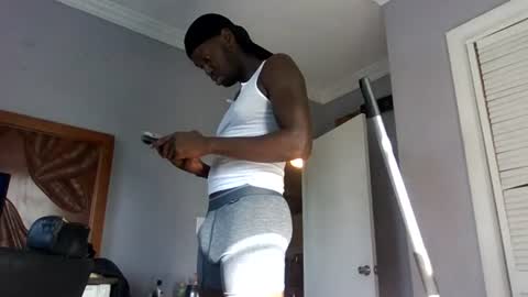 Snapshot of islandbey242 chatting on 07-20-26, 12:51 islandbey242 online show from 07-20-26, 12:51
