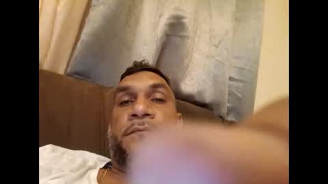 Dee and hubby online show from 02-13-25, 01:40