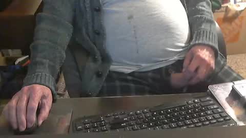 Duke online show from 11-10-25, 01:37