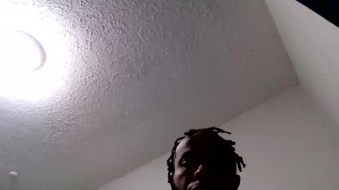 Snapshot of islandmaker chatting on 09-17-25, 08:38 islandmaker online show from 09-17-25, 08:38