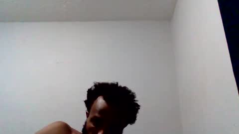 Snapshot of islandmaker chatting on 10-13-25, 09:59 islandmaker online show from 10-13-25, 09:59