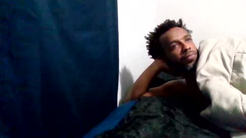 Snapshot of islandmaker chatting on 11-20-25, 09:09 islandmaker online show from 11-20-25, 09:09