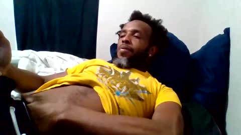 Snapshot of islandmaker chatting on 01-06-26, 09:24 islandmaker online show from 01-06-26, 09:24