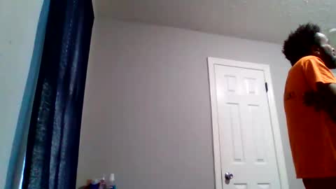 Snapshot of islandmaker chatting on 02-06-26, 06:55 islandmaker online show from 02-06-26, 06:55