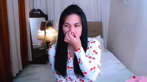 Snapshot of islawinslow chatting on 03-13-26, 07:59 isla online show from 03-13-26, 07:59