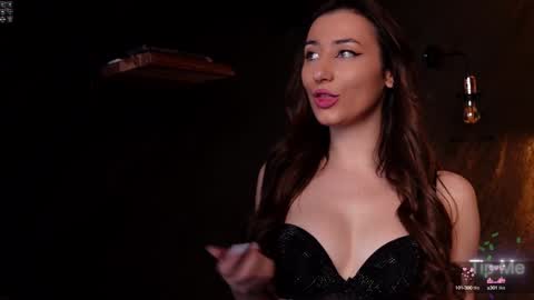 Snapshot of isoldebliss chatting on 01-16-25, 01:04 IsoldeBliss online show from 01-16-25, 01:04