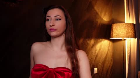 Snapshot of isoldebliss chatting on 02-03-25, 11:42 IsoldeBliss online show from 02-03-25, 11:42