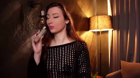 Snapshot of isoldebliss chatting on 02-23-25, 06:17 IsoldeBliss online show from 02-23-25, 06:17