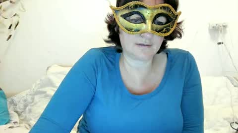 Snapshot of israelymilf chatting on 02-12-25, 07:13 Marta online show from 02-12-25, 07:13