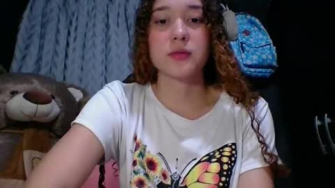 Snapshot of issa30213 chatting on 10-04-25, 02:20 Issa online show from 10-04-25, 02:20