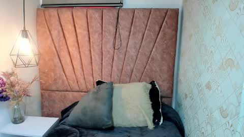 ISSA MILF online show from 11-24-25, 01:00