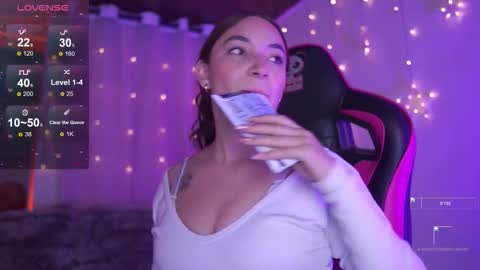 Snapshot of issa_monterrey chatting on 11-05-25, 11:16 ISSA online show from 11-05-25, 11:16