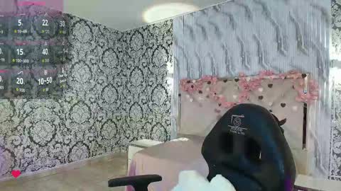 Issa online show from 04-22-26, 03:09