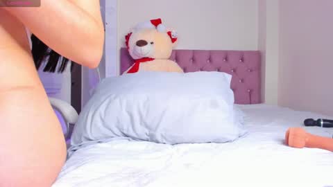 Snapshot of issabellarodriguez chatting on 12-21-24, 06:19 Isa online show from 12-21-24, 06:19